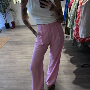 Pink flowing pants